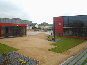 Louverné complexe socio